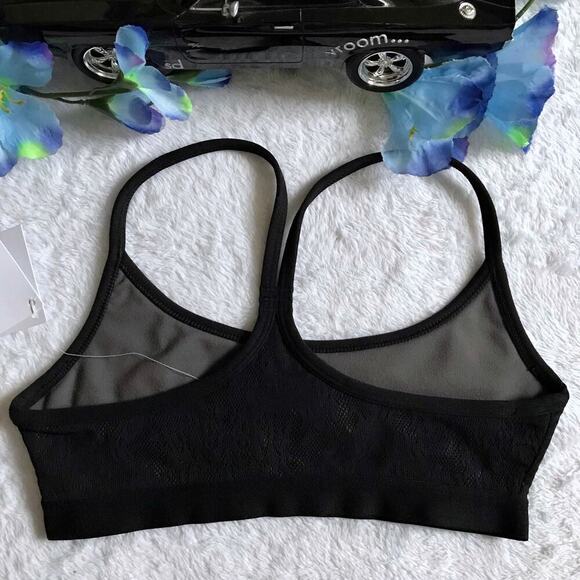 Fabletics NWT Reversible Sports Bra Women XXS (2) - Picture 5 of 11